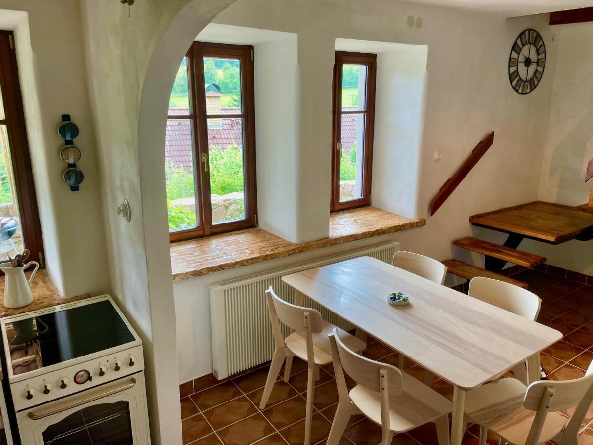 Apartmány pod Kozákem Velké Popovice Esterno foto